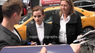 Emma Watson - Signing Autographs At The Late Show With David Letterman In Nyc