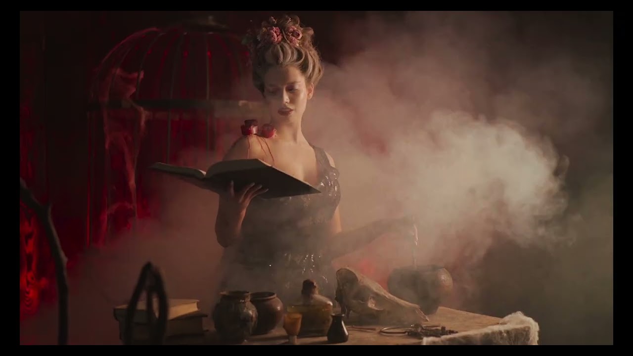 Παρακολούθηση Sam Lans! and The Blvk Roses - "Spellbound" στο YouTube Παρακολούθηση Sam Lans! and The Blvk Roses - "Spellbound" στο YouTube