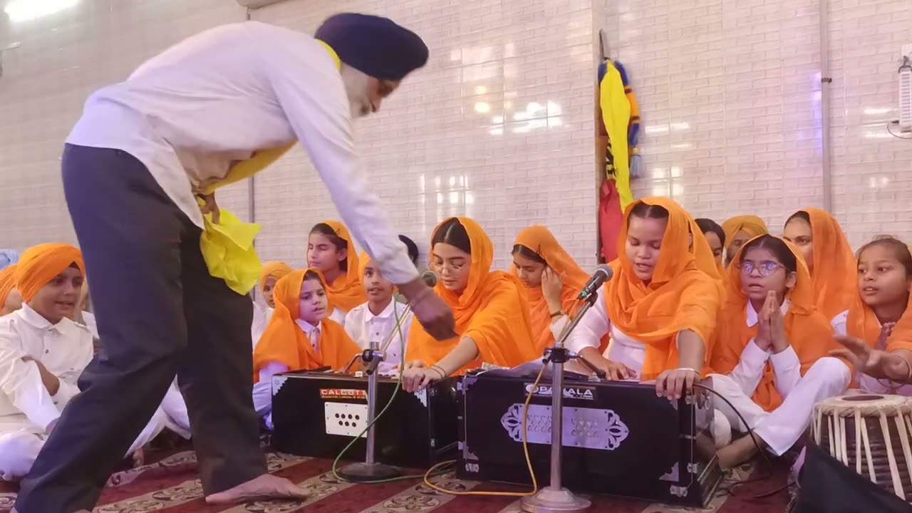 ਸੇਵਾ ਬਿਨਾਂ ਮਾਣ ਨਹੀਂ, ਸਿਮਰਨ ਬਿਨਾਂ ਸ਼ਾਂਤੀ ਨਹੀਂ