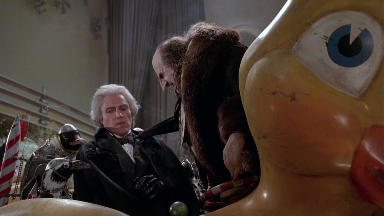 Penguin rushes to Shreck | Batman Returns - YouTube