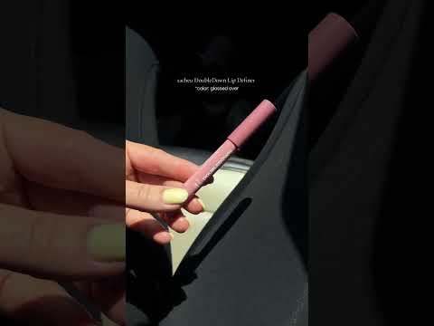 SACHEU Dual-ended lip liner and balm stick