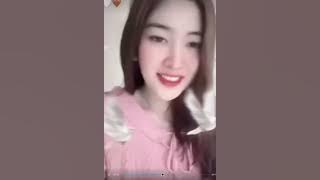Aulia Fahma Lubis Live Hot sexy paha mulus tembem belahan susu pink montok empuk pulen bibir gemesin
