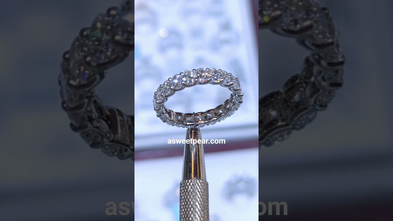 Oval LabGrown diamonds on this U-Prong eternity band