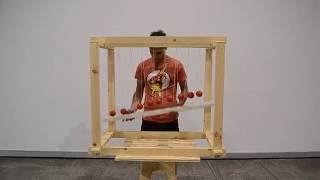 ET LUDIT- Pendulum waves (juggling)