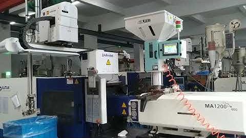 Gravimetric Blenders and Mixer Unit for injection molding with control accuracy  ±0.5%