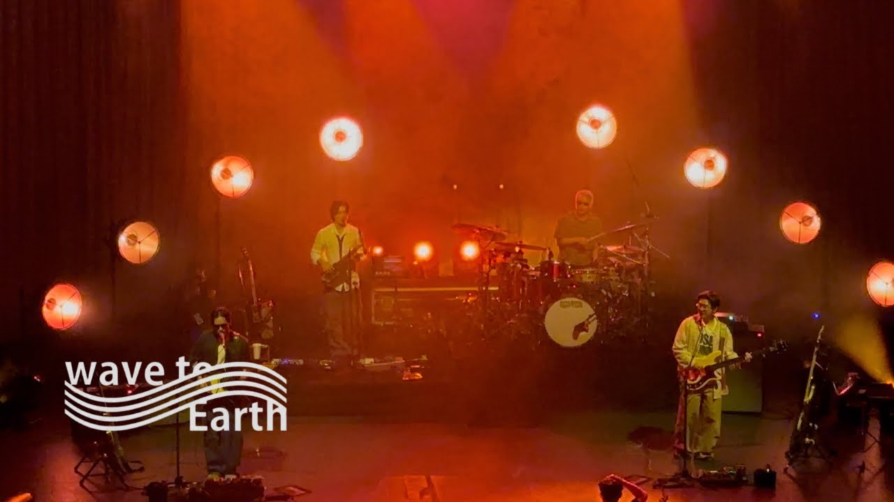 291125 Wave To Earth- 4K bad @ 0.03 Tour in Sydney