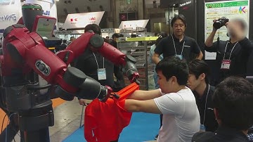 Clothing Assistance Robot at iREX 2017