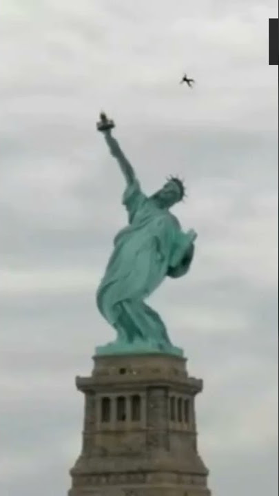 Estatue of Liberty dancing meme #viral #wow #liberty #statue #libertystatue