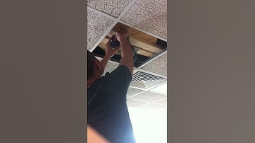 Rope climbing robot cpcc