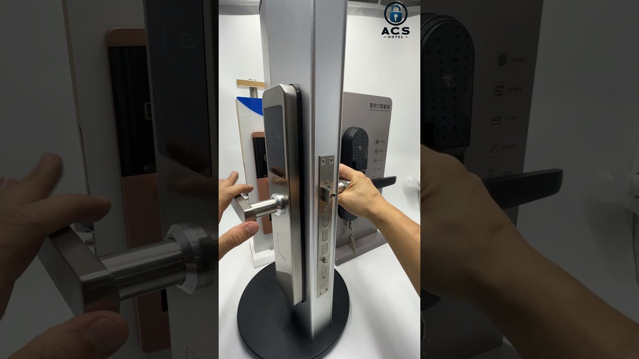 How to Lock Hotel Door From Outside for Extra Hotel Room Security?