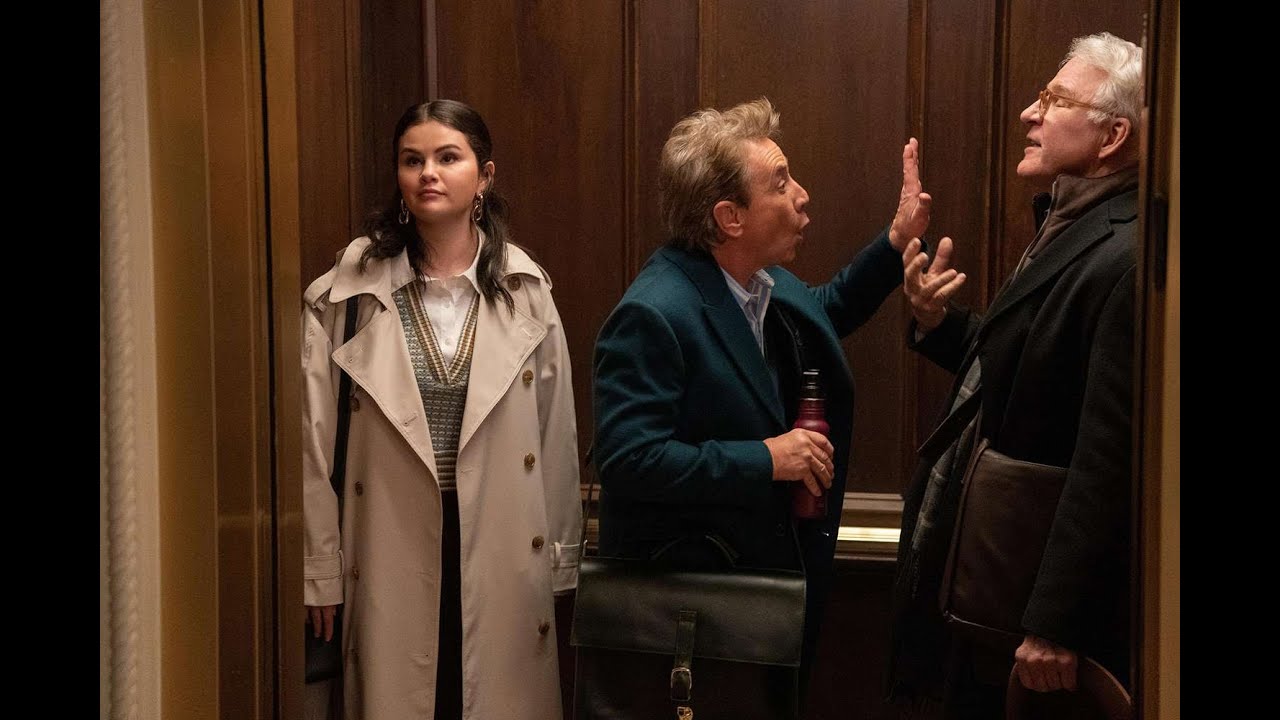 Selena Gomez Gets Flowers — and Sweet Message! — from Steve Martin