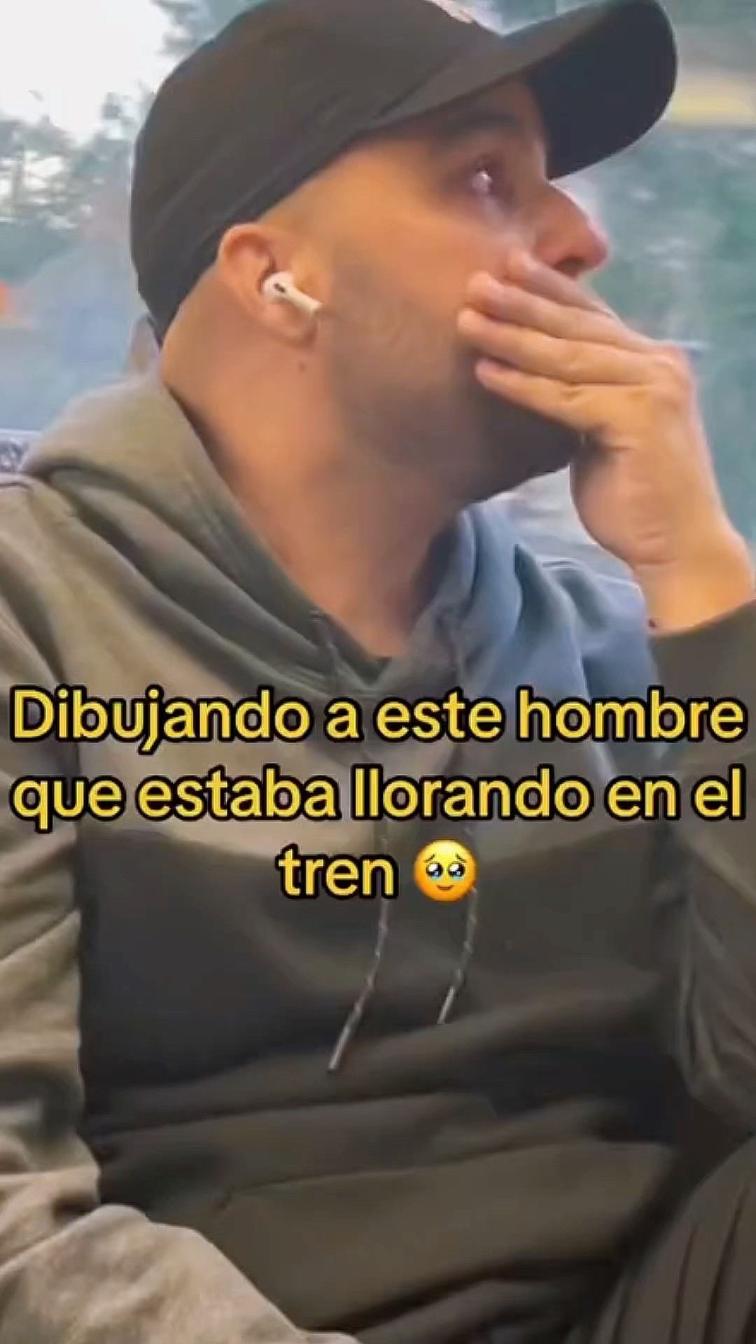 Dibujando a este hombre que estaba llorando en el tren ? su reacción fue increíble ✨❤️ #arte #art