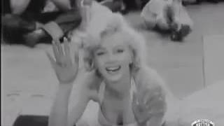 Marilyn Monroe and Jane Russell at Walk of Fame