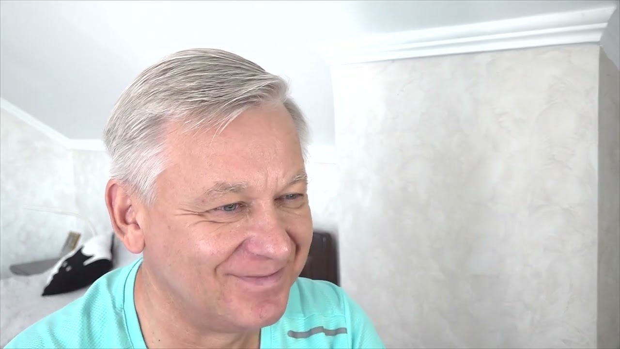 Что важно знать матери в отношениях с взрослеющей дочерью. Психолог Азаров