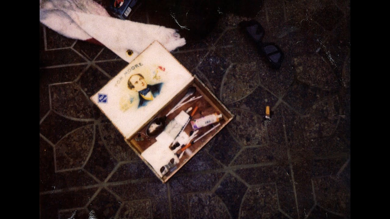 Police Share Unreleased Photos In Kurt Cobain Death Investigation - YouTube