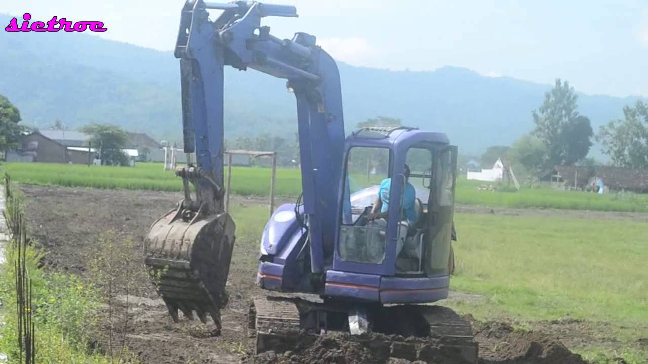 KOMATSU PC 50 UU MINI EXCAVATOR