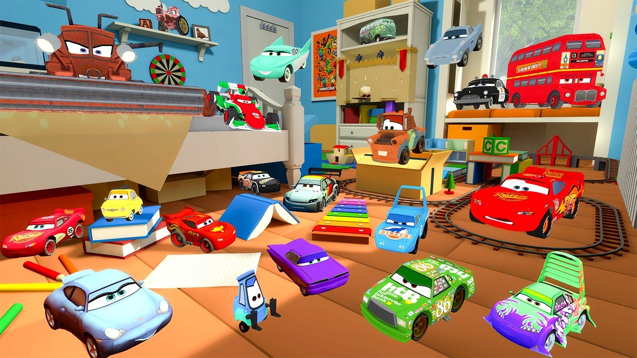 ВСЕ ТАЧКИ МОЛНИЯ МАКВИН И ЕГО ДРУЗЬЯ В БОЛЬШОЙ СПАЛЬНЕ CARS Garry's Mod