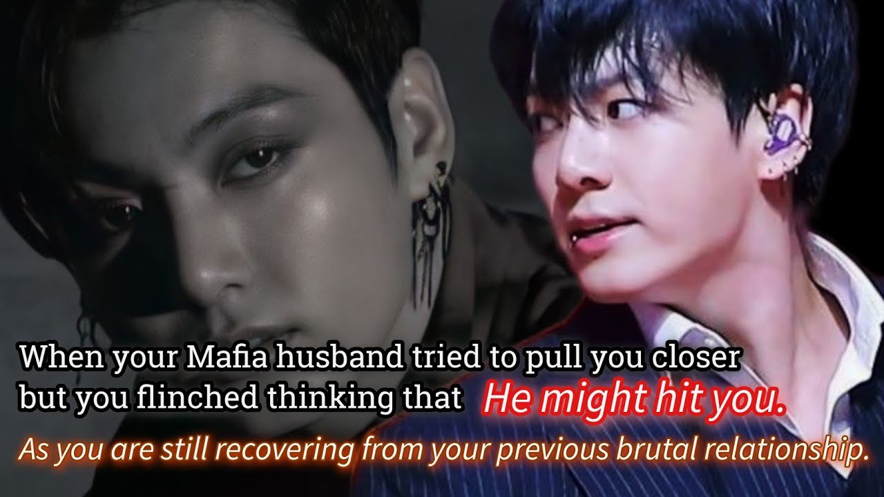 Когда твой муж-мафиози попытался притянуть тебя ближе, но ты вздрогнула, подумав, что он может те...