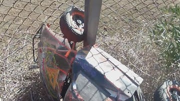 Why You need Killer RC Super Bee Kill Switch Losi 5ive-T Stuck in Fence Crash
