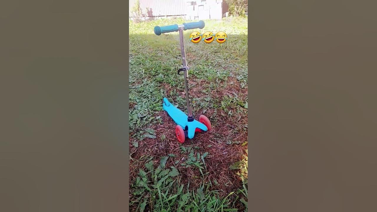 Самокат 😂🤣🤣😅#мем - YouTube