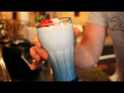 how-to-make-a-protein-smoothie-for-losing-weight-or-gaining-muscle