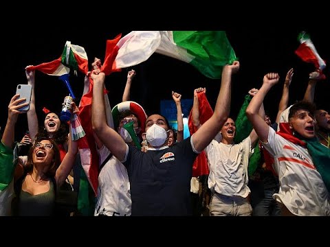 Euro 2020: Ολονύχτιοι πανηγυρισμοί στην Ιταλία