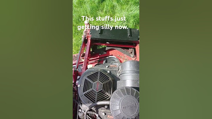guy called said belt was shaking like crazy. #mechanic #mower #grass #toro #grandstand