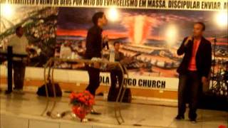Ederson E Daniel Cantando Ao Vivo Com Banda Musica Deus Ja Fez Primeiro