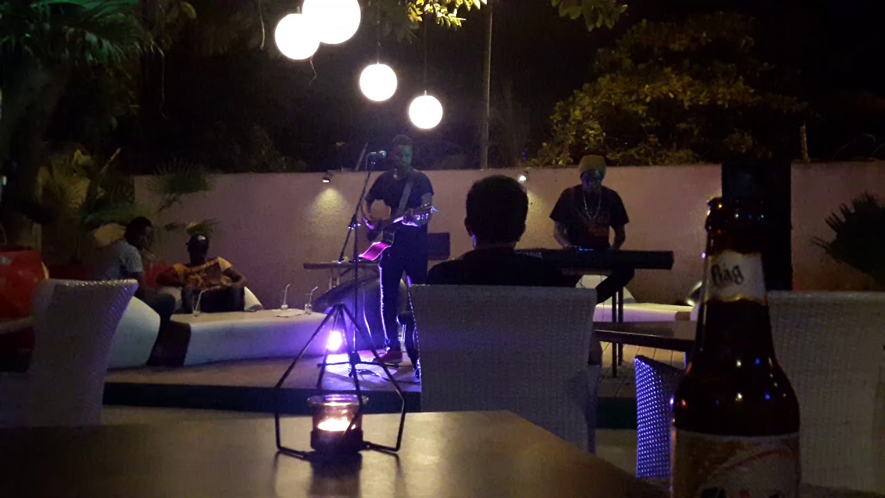 Boubacar Diallo, Ed Sheeran cover at Dakar