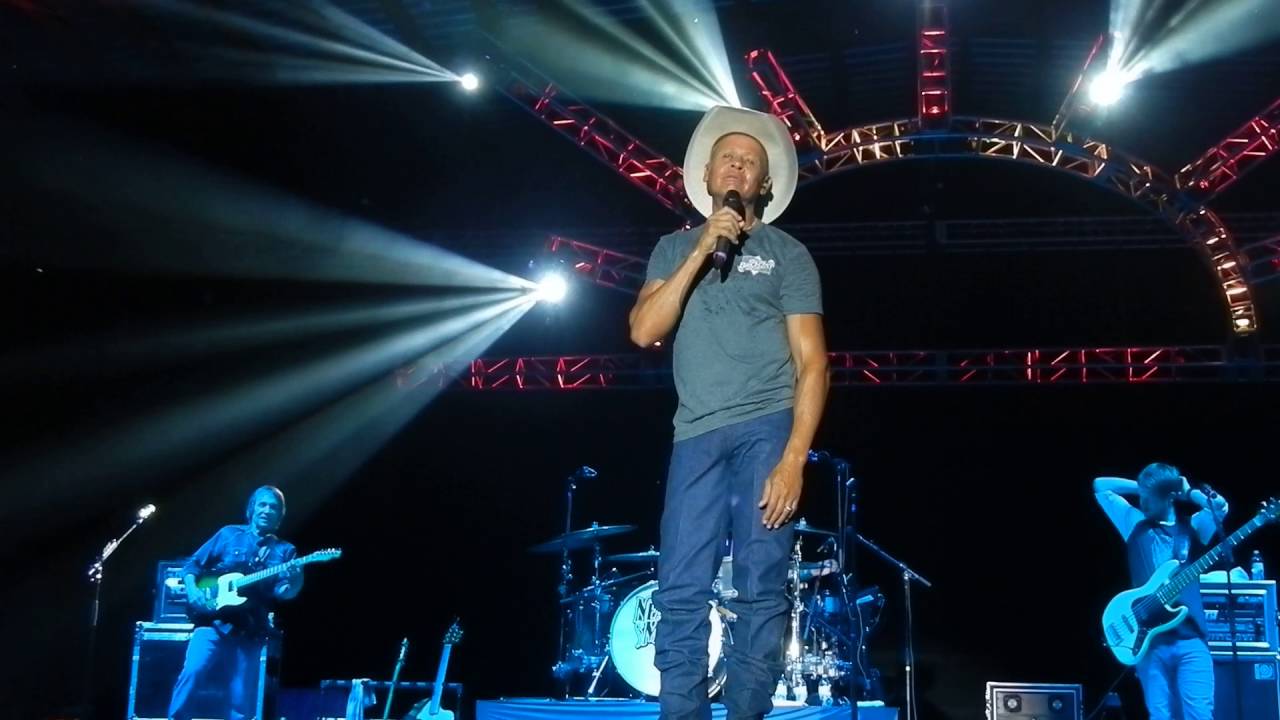 Neal McCoy - Malvern Brickfest