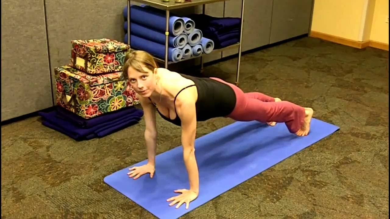 Prenatal Yoga Benefits Expecting Moms