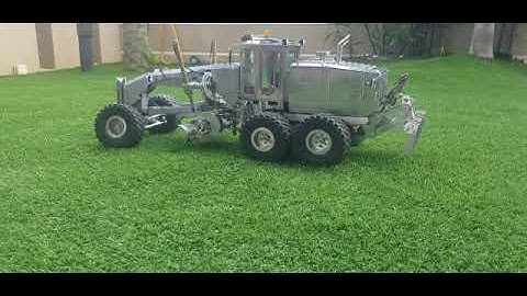 Demo Video for RC MOTOR GRADER | Scale 1:12 ... video 2
