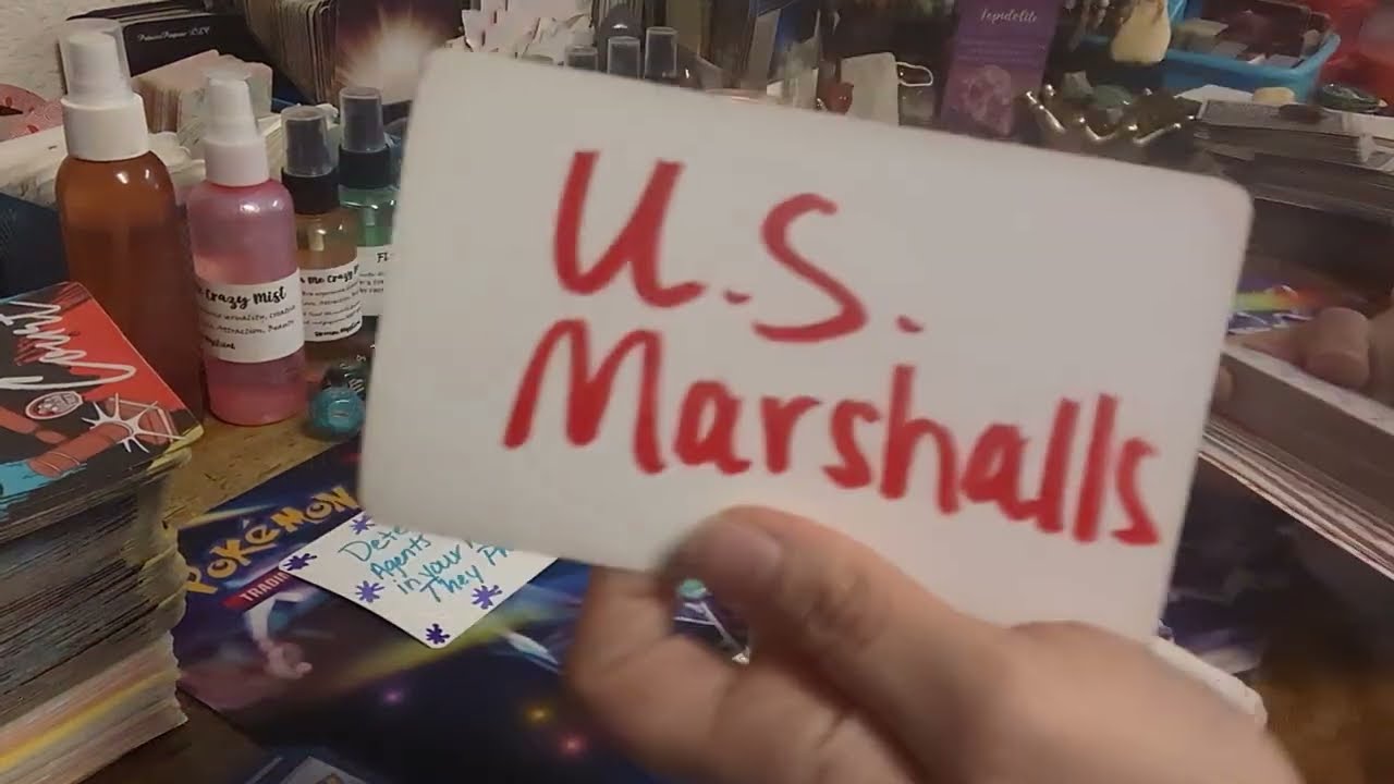 DETECTIVE🕵️ OR FBI AGENT👮 WATCHING👀 & PROTECTING U & PEOPLE IN  YOUR NEIGHBORHOOD
