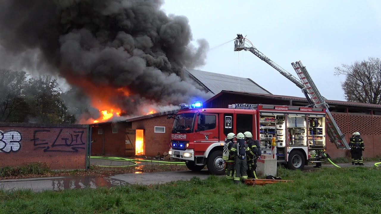 [BAUERNHOF STEHT IN FLAMMEN🔥] Schwarze Rauchwolke über der Stadt 》Vollalarm Feuerwehr Emsdetten