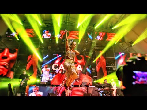 Carla Cristina - País Tropical/ Descobridor dos 7 mares - Carnaval São Paulo