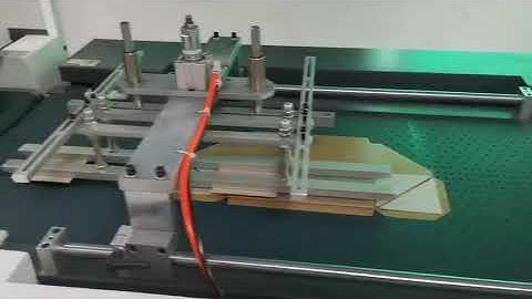 Automatic collapsible box wing making machine