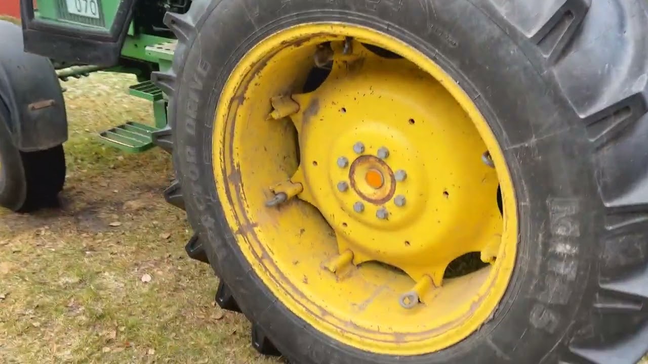 Traktor Repobjekt JOHN DEERE 1640 HILO