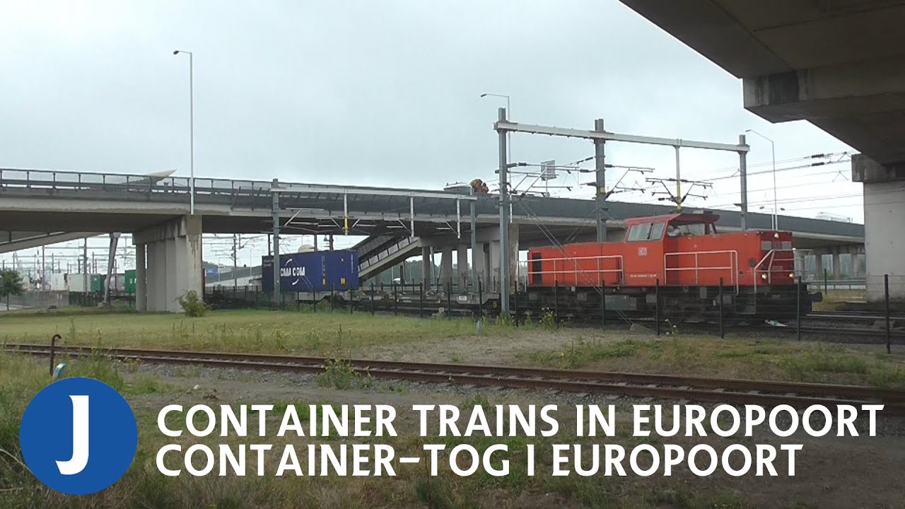 Container trains in Europoort [Container-tog i Europoort] - YouTube