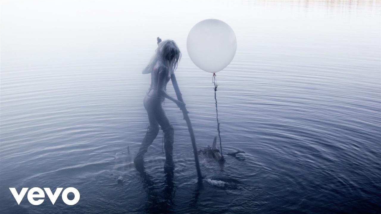 Xenoula - Luna Man (Official Video)