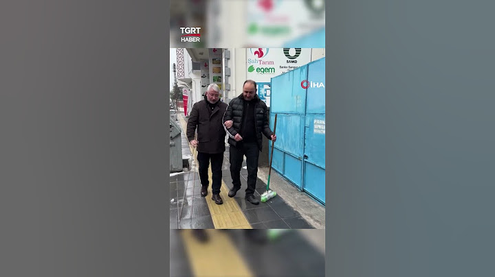 Belediye Başkanı Esnafa Bastonu Verdi, Kaldırımdaki Duyarsızlığı Böyle Gösterdi! #Shorts