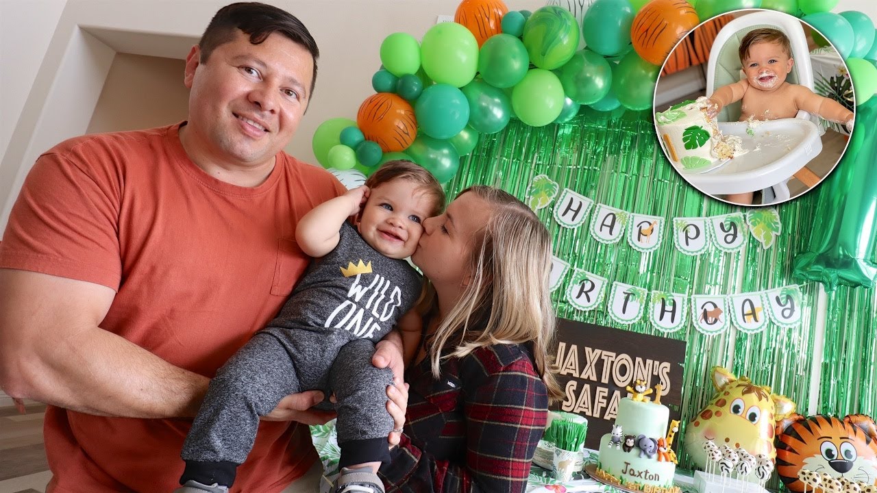 JAXTON'S FIRST BIRTHDAY PARTY!