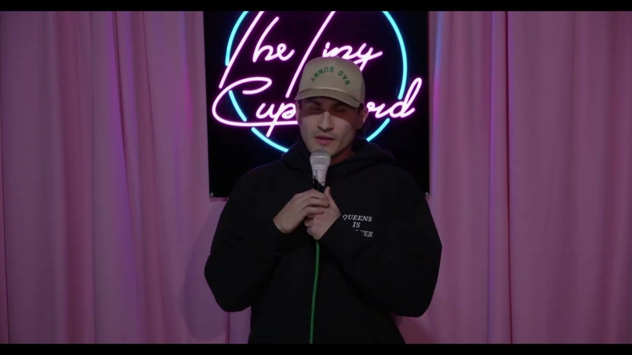 Niko De Gallo- The Tiny Cupboard Comedy Club, 12.15.24 Brooklyn NYC