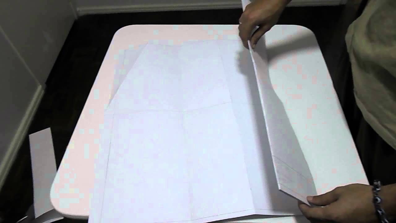 Como dobrar uma folha A1 - YouTube