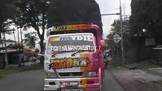STORY WA TRUCK OLENG ANGGA MBOIS PUOLL