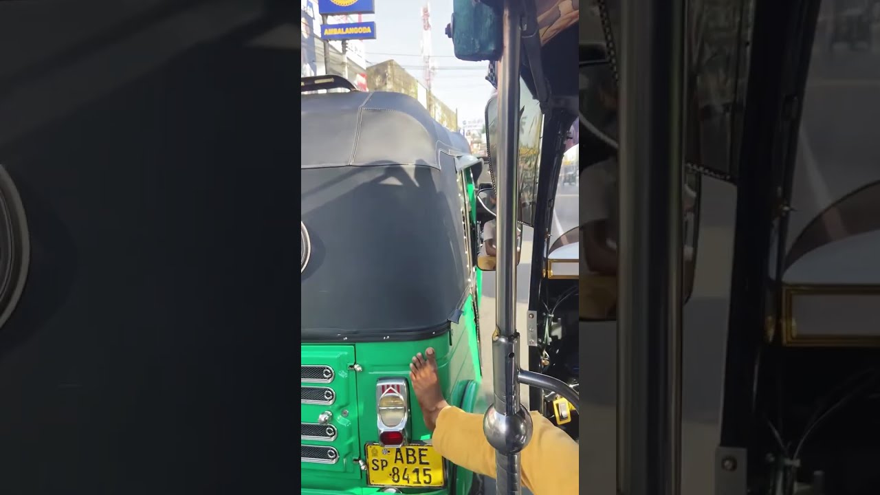 ටවුන්  එක මැද්දෙ නැවතුන එකට පොඩි උදවුවක් .