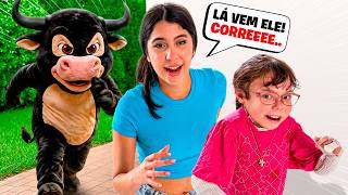 O BOI DA CARA PRETA CORREU ATRÁS DA GENTE! 😱 CORREEEE!