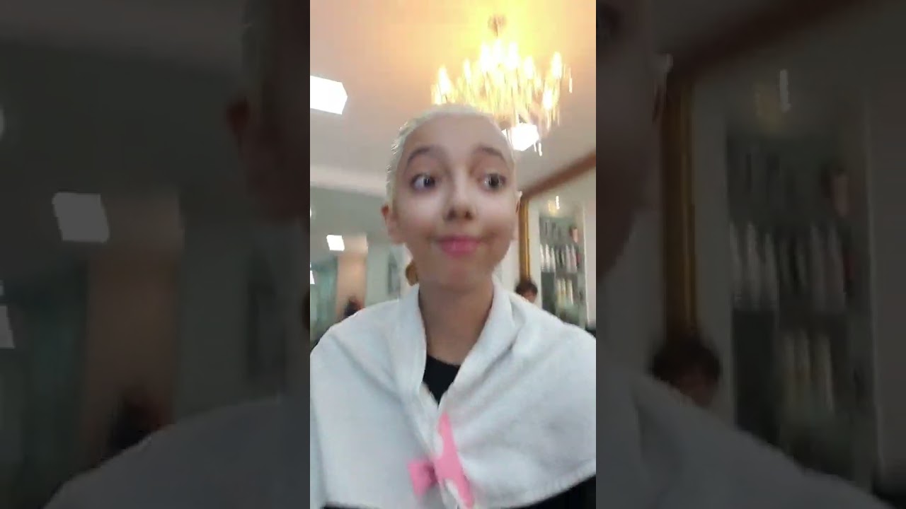 ELE BRILHA NA LUZ NEGRA!