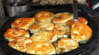 20 Years of StudentFriendly Prices! Watch an Old Uncle Make Scallion Pancakes!