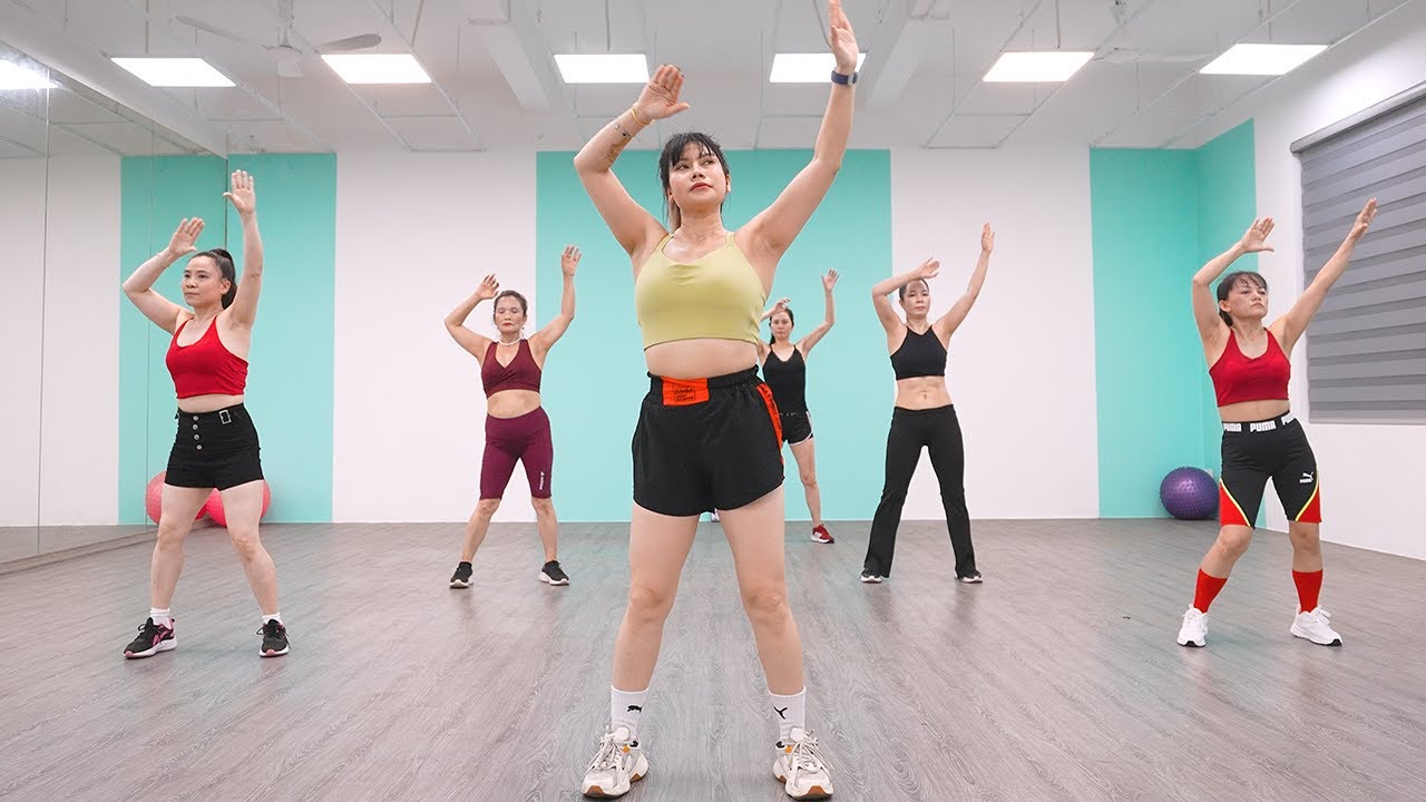 10-минутная танцевальная тренировка дома | Упражнения для быстрого похудения