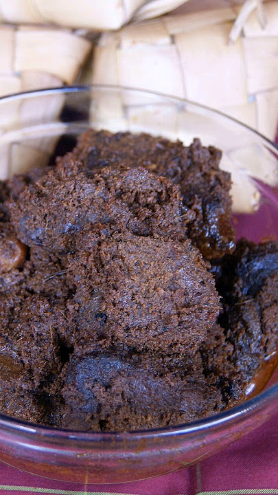 Rendang (Indonesian Food with Dwiani) - Video Story
